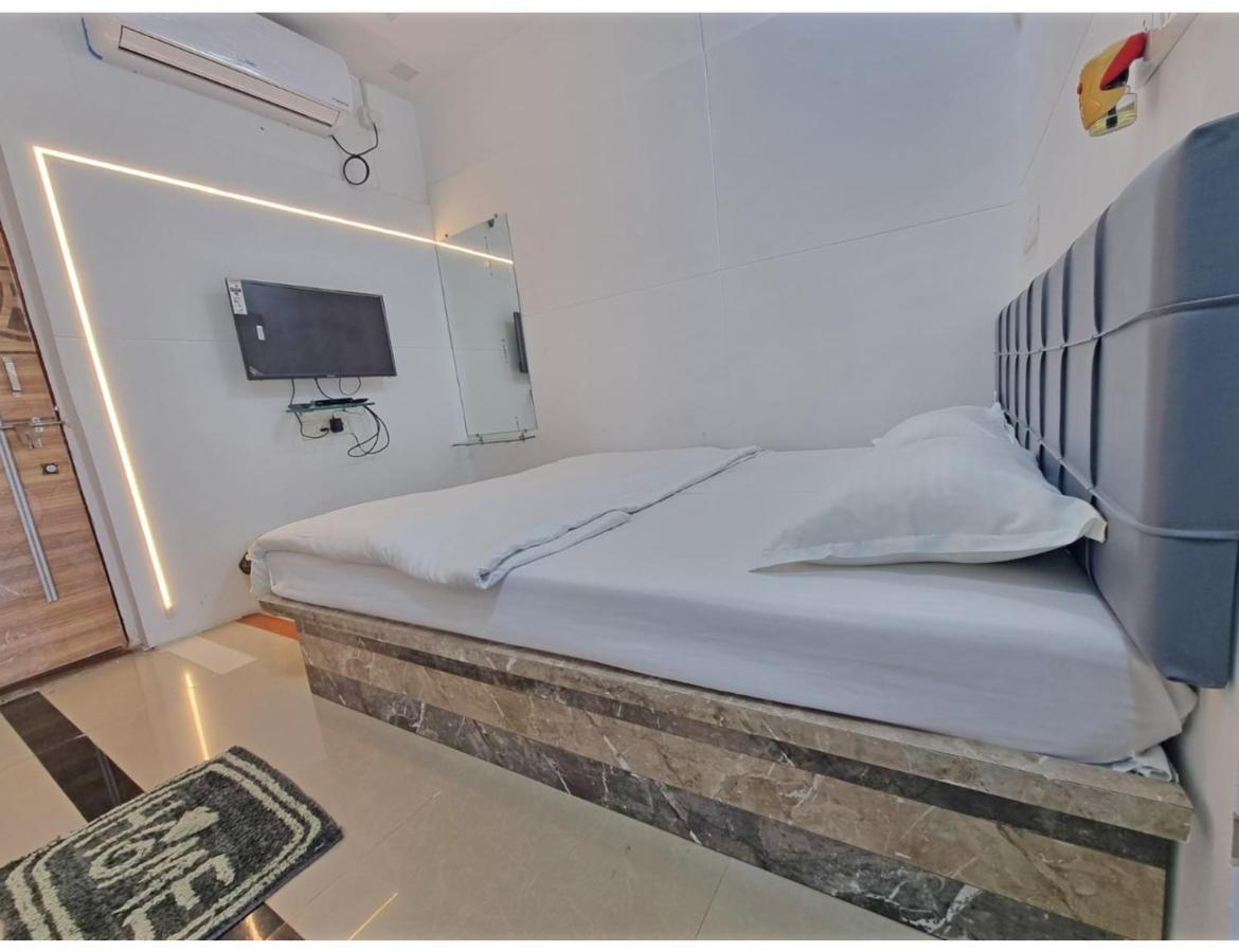 Hari Homestay, Garudeshwar Exteriör bild