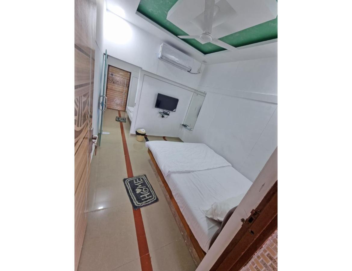 Hari Homestay, Garudeshwar Exteriör bild