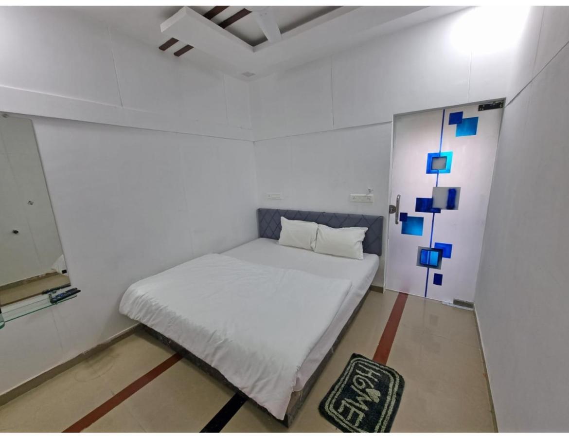 Hari Homestay, Garudeshwar Exteriör bild