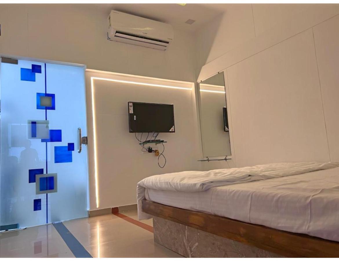 Hari Homestay, Garudeshwar Exteriör bild